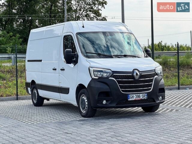 Белый Рено Мастер, объемом двигателя 2.3 л и пробегом 172 тыс. км за 24500 $, фото 1 на Automoto.ua