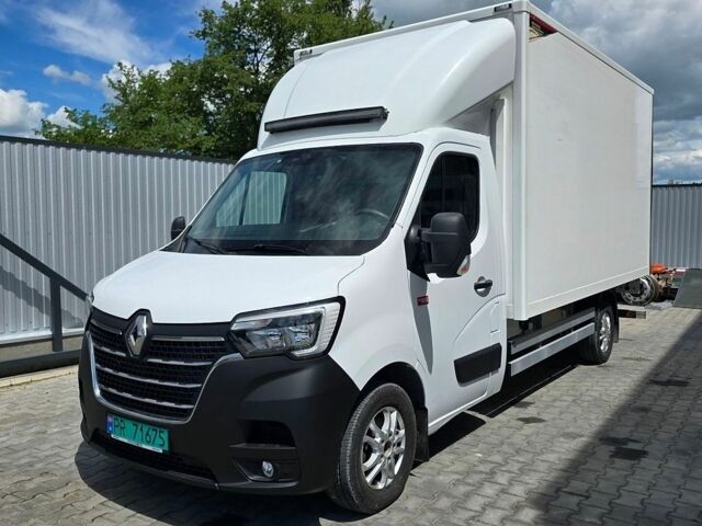 Белый Рено Мастер, объемом двигателя 2.3 л и пробегом 286 тыс. км за 23200 $, фото 1 на Automoto.ua