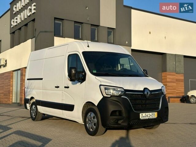 Белый Рено Мастер, объемом двигателя 2.3 л и пробегом 188 тыс. км за 19898 $, фото 1 на Automoto.ua