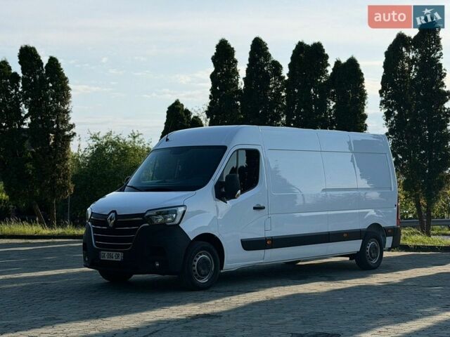 Белый Рено Мастер, объемом двигателя 2.3 л и пробегом 255 тыс. км за 21800 $, фото 1 на Automoto.ua