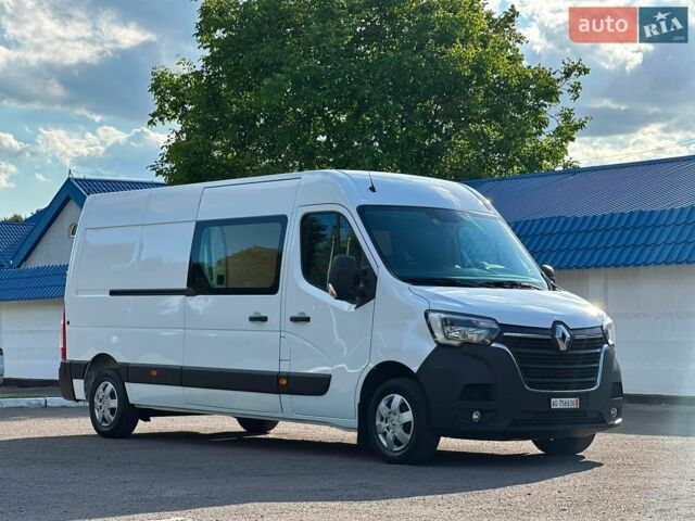 Белый Рено Мастер, объемом двигателя 2.3 л и пробегом 219 тыс. км за 20900 $, фото 1 на Automoto.ua