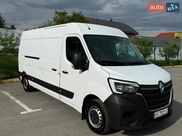 Белый Рено Мастер, объемом двигателя 2.3 л и пробегом 100 тыс. км за 23000 $, фото 1 на Automoto.ua