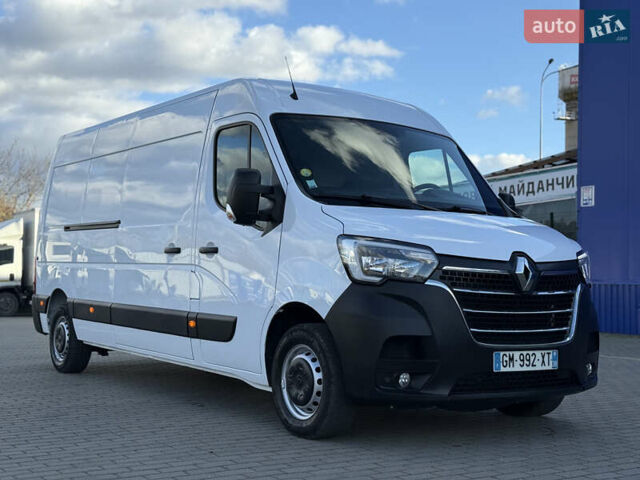 Белый Рено Мастер, объемом двигателя 0 л и пробегом 224 тыс. км за 22200 $, фото 1 на Automoto.ua