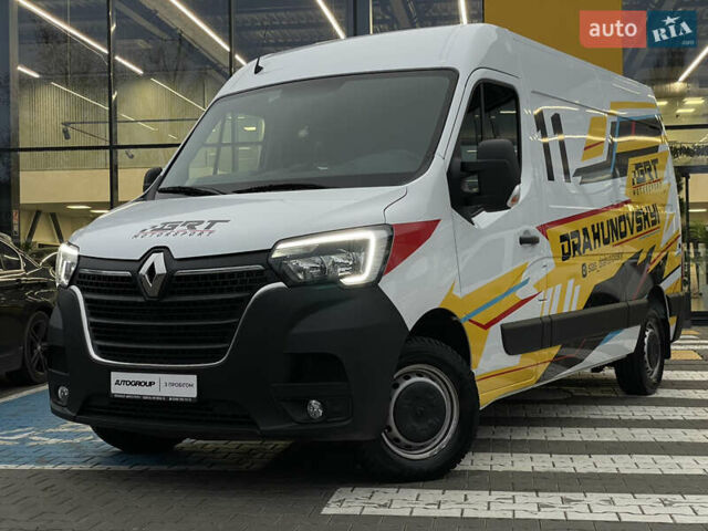 Белый Рено Мастер, объемом двигателя 2.3 л и пробегом 57 тыс. км за 26999 $, фото 1 на Automoto.ua