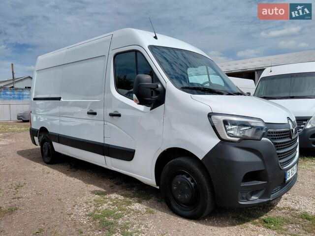 Белый Рено Мастер, объемом двигателя 2.3 л и пробегом 215 тыс. км за 20600 $, фото 1 на Automoto.ua