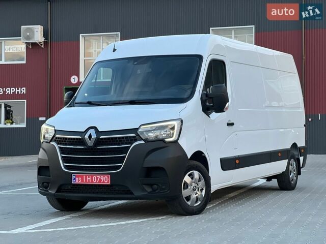 Белый Рено Мастер, объемом двигателя 2.3 л и пробегом 242 тыс. км за 20900 $, фото 1 на Automoto.ua