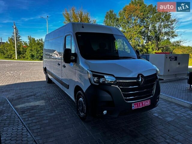 Белый Рено Мастер, объемом двигателя 2.3 л и пробегом 234 тыс. км за 21698 $, фото 1 на Automoto.ua