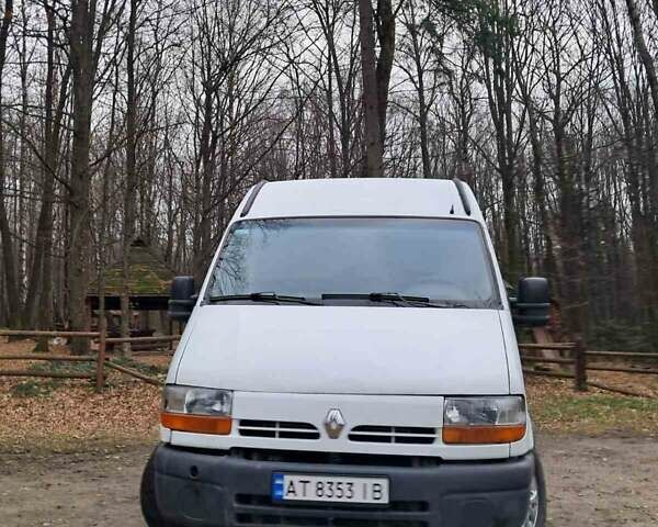 Білий Рено Мастєр, об'ємом двигуна 2.2 л та пробігом 300 тис. км за 3999 $, фото 1 на Automoto.ua