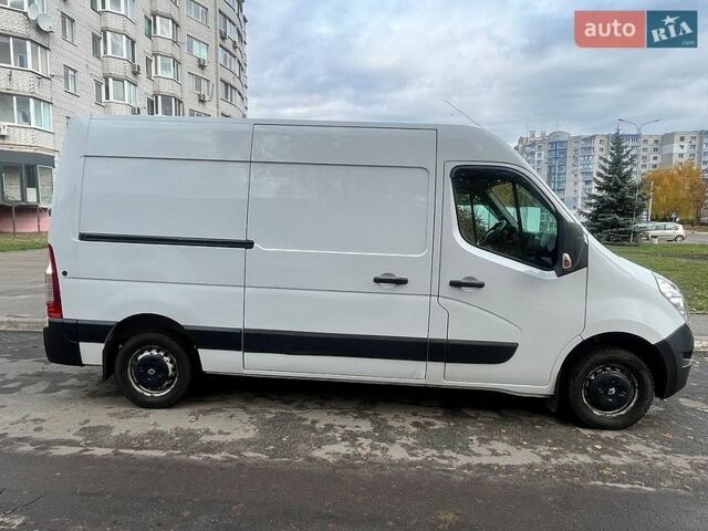 Белый Рено Мастер, объемом двигателя 2.3 л и пробегом 386 тыс. км за 14500 $, фото 1 на Automoto.ua