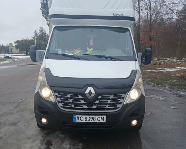 Белый Рено Мастер, объемом двигателя 2.3 л и пробегом 60 тыс. км за 12750 $, фото 1 на Automoto.ua