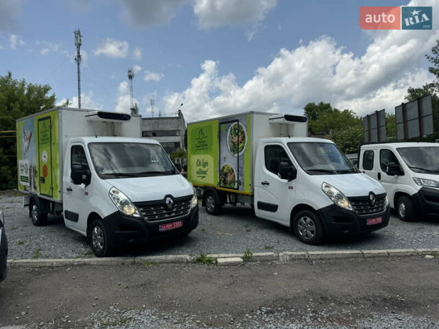 Белый Рено Мастер, объемом двигателя 2.3 л и пробегом 275 тыс. км за 18900 $, фото 1 на Automoto.ua