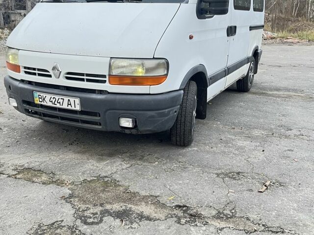 Белый Рено Мастер, объемом двигателя 2.3 л и пробегом 420 тыс. км за 3700 $, фото 1 на Automoto.ua