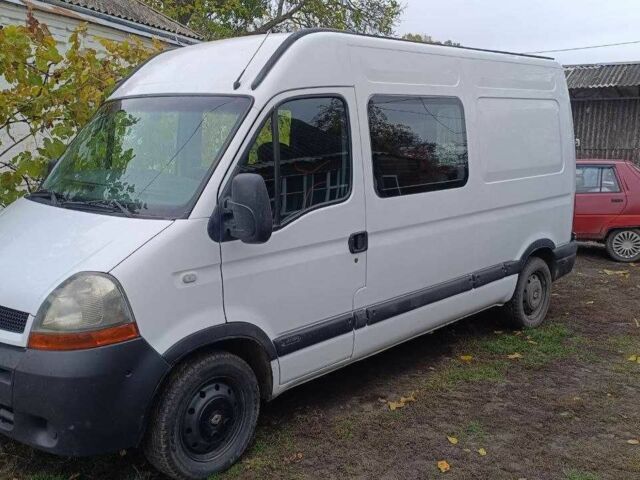 Белый Рено Мастер, объемом двигателя 2.5 л и пробегом 434 тыс. км за 7000 $, фото 1 на Automoto.ua