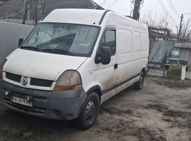 Белый Рено Мастер, объемом двигателя 2.5 л и пробегом 533 тыс. км за 4500 $, фото 1 на Automoto.ua