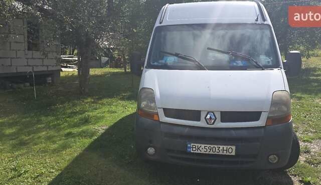 Белый Рено Мастер, объемом двигателя 2.5 л и пробегом 400 тыс. км за 6200 $, фото 1 на Automoto.ua