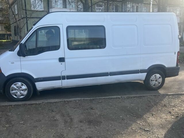 Белый Рено Мастер, объемом двигателя 2.5 л и пробегом 400 тыс. км за 10000 $, фото 1 на Automoto.ua