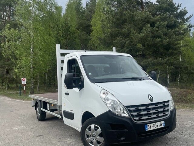 Белый Рено Мастер, объемом двигателя 2.3 л и пробегом 407 тыс. км за 11700 $, фото 1 на Automoto.ua