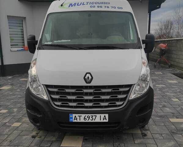 Белый Рено Мастер, объемом двигателя 2.3 л и пробегом 365 тыс. км за 10900 $, фото 1 на Automoto.ua