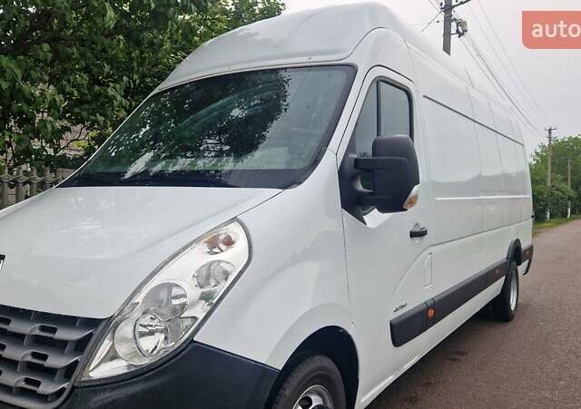 Белый Рено Мастер, объемом двигателя 0 л и пробегом 290 тыс. км за 17900 $, фото 1 на Automoto.ua