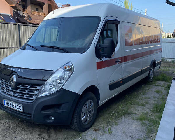 Белый Рено Мастер, объемом двигателя 2.3 л и пробегом 214 тыс. км за 18900 $, фото 1 на Automoto.ua