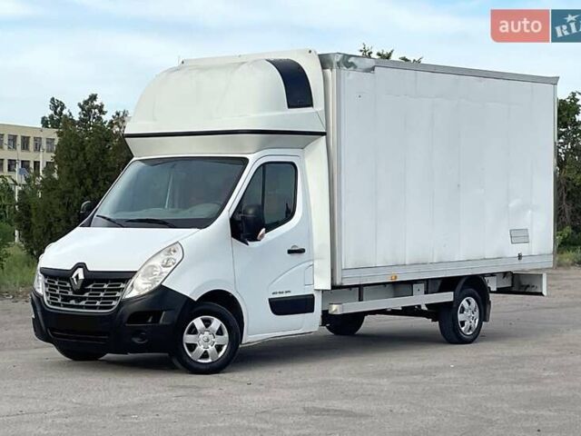 Белый Рено Мастер, объемом двигателя 2.3 л и пробегом 245 тыс. км за 17900 $, фото 1 на Automoto.ua