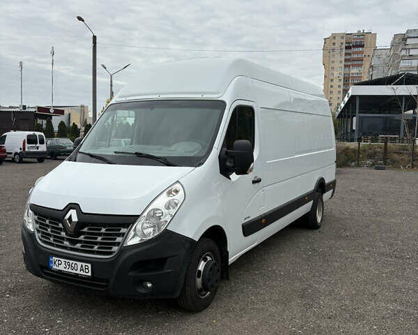 Белый Рено Мастер, объемом двигателя 2.3 л и пробегом 238 тыс. км за 18500 $, фото 1 на Automoto.ua