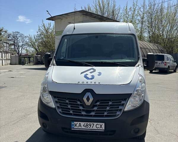 Белый Рено Мастер, объемом двигателя 2.3 л и пробегом 231 тыс. км за 15500 $, фото 1 на Automoto.ua