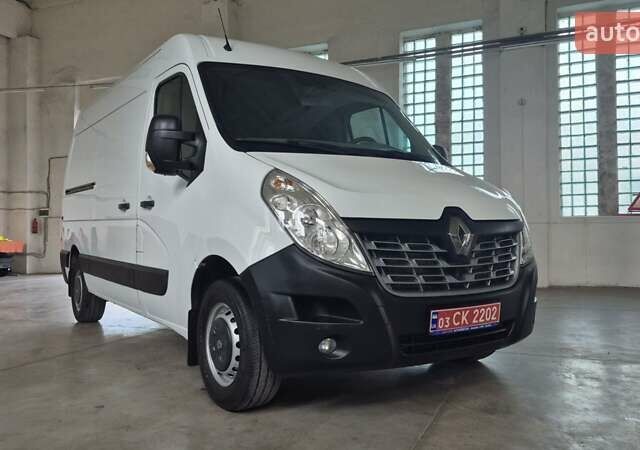 Белый Рено Мастер, объемом двигателя 2.3 л и пробегом 236 тыс. км за 15900 $, фото 1 на Automoto.ua