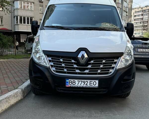 Белый Рено Мастер, объемом двигателя 2.3 л и пробегом 196 тыс. км за 17000 $, фото 1 на Automoto.ua