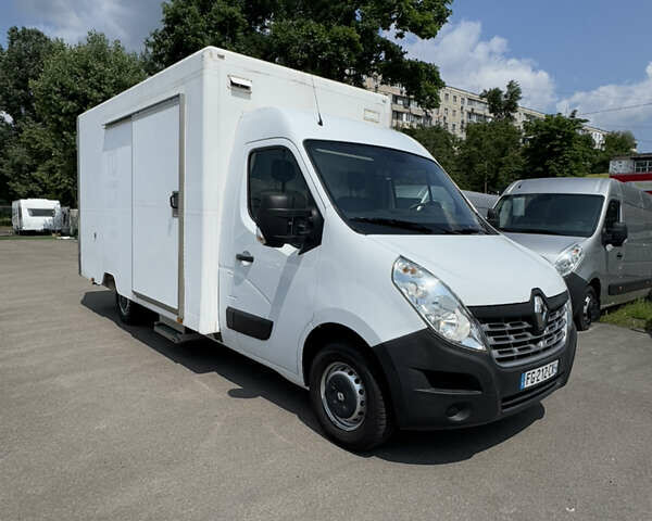 Белый Рено Мастер, объемом двигателя 0 л и пробегом 241 тыс. км за 17700 $, фото 1 на Automoto.ua