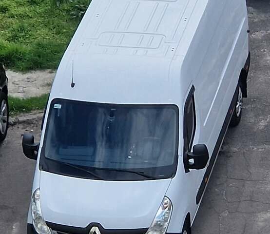 Белый Рено Мастер, объемом двигателя 2.3 л и пробегом 412 тыс. км за 17700 $, фото 1 на Automoto.ua
