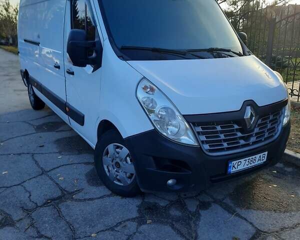 Белый Рено Мастер, объемом двигателя 2.3 л и пробегом 310 тыс. км за 16500 $, фото 1 на Automoto.ua