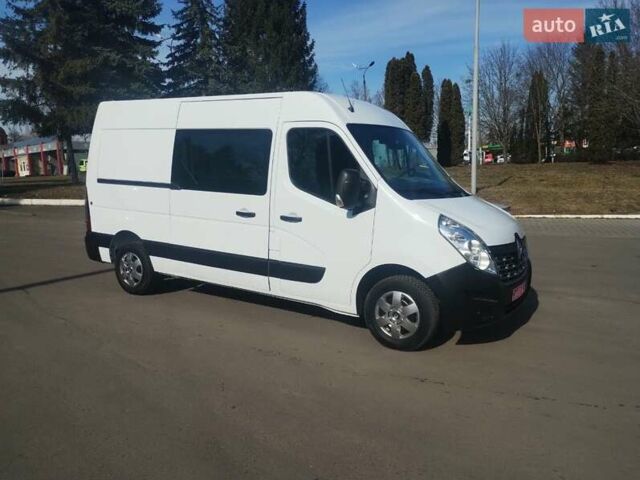 Белый Рено Мастер, объемом двигателя 2.3 л и пробегом 239 тыс. км за 15300 $, фото 1 на Automoto.ua