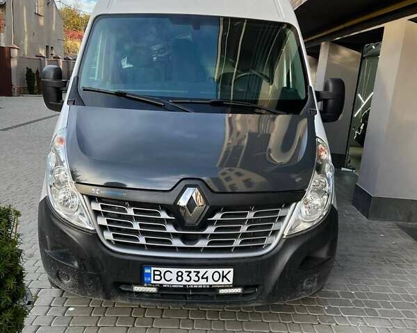 Белый Рено Мастер, объемом двигателя 2.3 л и пробегом 115 тыс. км за 18000 $, фото 1 на Automoto.ua