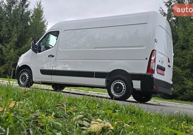Білий Рено Мастєр, об'ємом двигуна 2.3 л та пробігом 183 тис. км за 16800 $, фото 1 на Automoto.ua