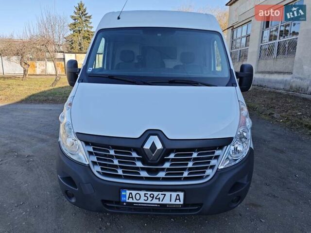Белый Рено Мастер, объемом двигателя 2.3 л и пробегом 169 тыс. км за 14900 $, фото 1 на Automoto.ua