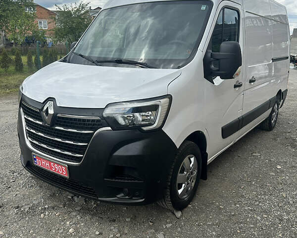 Белый Рено Мастер, объемом двигателя 2.3 л и пробегом 122 тыс. км за 21500 $, фото 1 на Automoto.ua