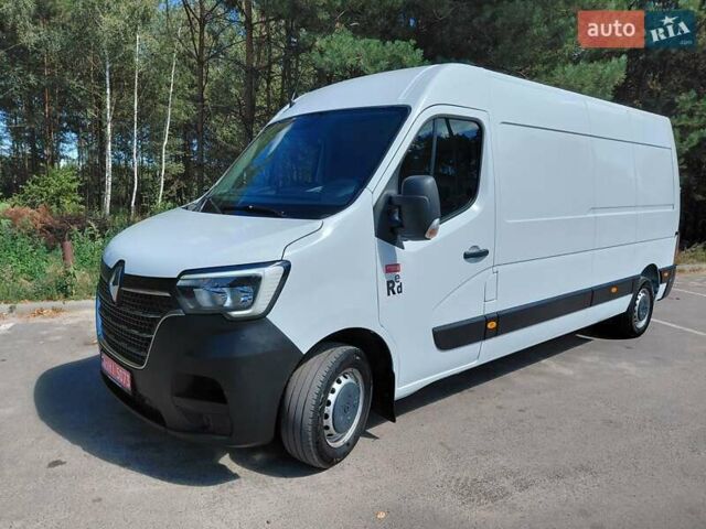 Белый Рено Мастер, объемом двигателя 2.3 л и пробегом 353 тыс. км за 18999 $, фото 1 на Automoto.ua