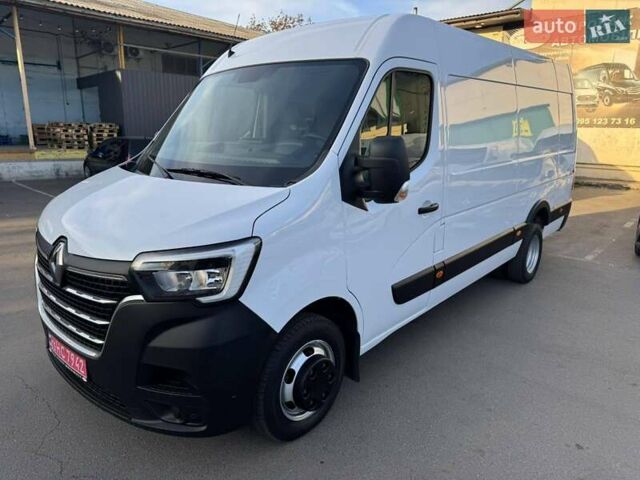 Белый Рено Мастер, объемом двигателя 2.3 л и пробегом 182 тыс. км за 21900 $, фото 1 на Automoto.ua