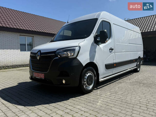 Белый Рено Мастер, объемом двигателя 2.3 л и пробегом 225 тыс. км за 23750 $, фото 1 на Automoto.ua