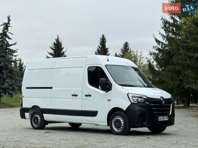 Белый Рено Мастер, объемом двигателя 2.3 л и пробегом 163 тыс. км за 18700 $, фото 1 на Automoto.ua