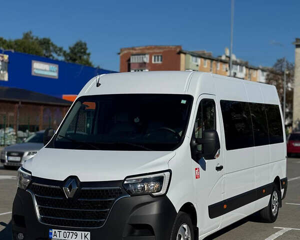 Белый Рено Мастер, объемом двигателя 2.3 л и пробегом 260 тыс. км за 30200 $, фото 1 на Automoto.ua