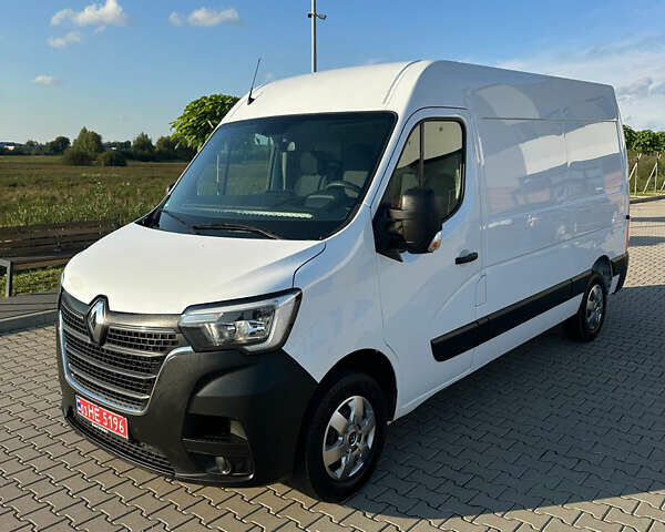 Белый Рено Мастер, объемом двигателя 2.3 л и пробегом 175 тыс. км за 18997 $, фото 1 на Automoto.ua