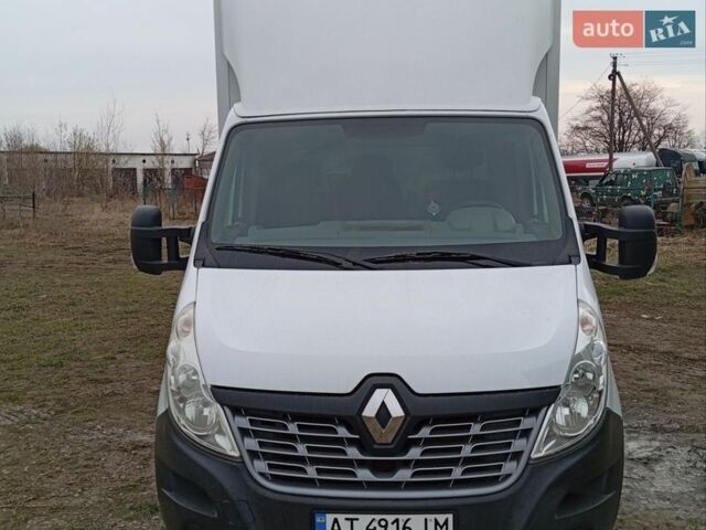 Белый Рено Мастер, объемом двигателя 2.3 л и пробегом 205 тыс. км за 18000 $, фото 1 на Automoto.ua