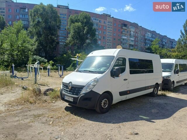 Белый Рено Мастер, объемом двигателя 2.3 л и пробегом 695 тыс. км за 13000 $, фото 1 на Automoto.ua