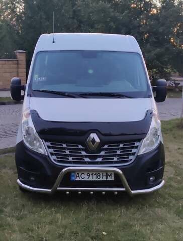 Белый Рено Мастер, объемом двигателя 2.3 л и пробегом 480 тыс. км за 16300 $, фото 1 на Automoto.ua