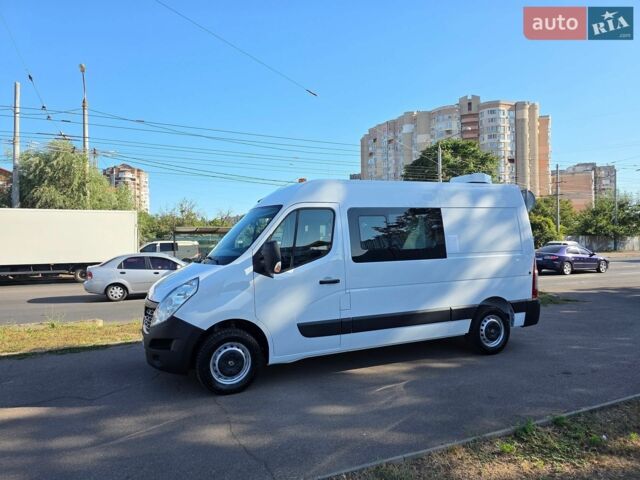 Белый Рено Мастер, объемом двигателя 2.3 л и пробегом 130 тыс. км за 20500 $, фото 1 на Automoto.ua