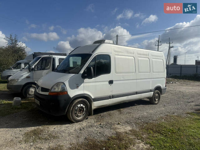 Белый Рено Мастер, объемом двигателя 2.46 л и пробегом 300 тыс. км за 5500 $, фото 1 на Automoto.ua