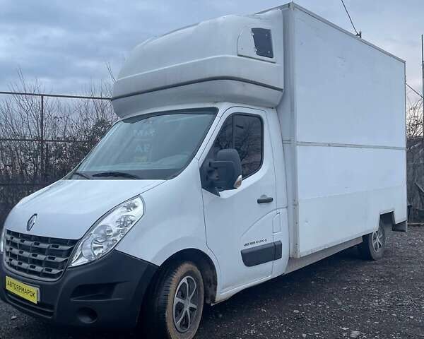 Белый Рено Мастер, объемом двигателя 2.3 л и пробегом 224 тыс. км за 12990 $, фото 1 на Automoto.ua