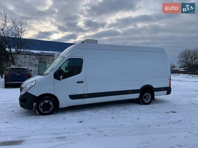 Белый Рено Мастер, объемом двигателя 2.3 л и пробегом 232 тыс. км за 18900 $, фото 1 на Automoto.ua